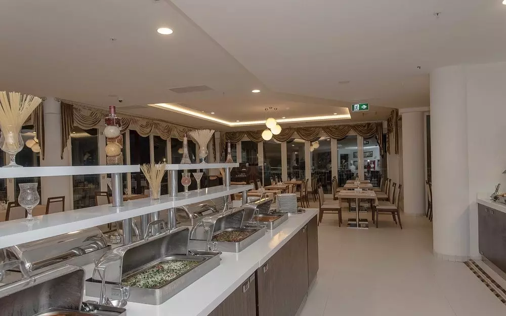 رستوران هتل گارسیا ریزورت اند اسپا